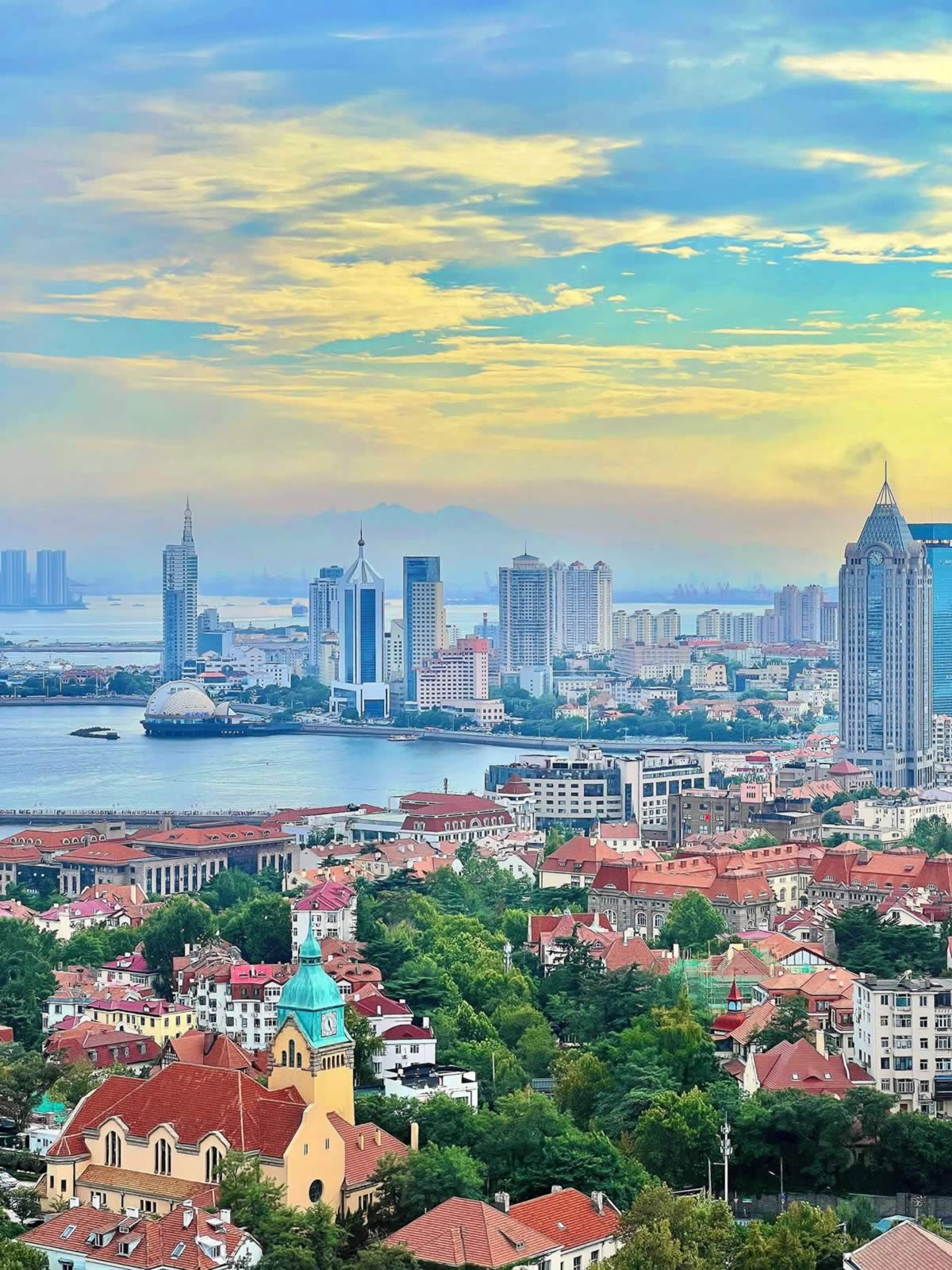 Qingdao's Signal Hill Park: The Ultimate Lazy Guide