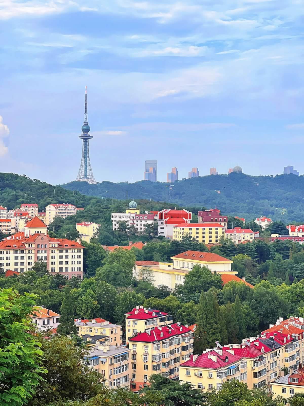 Qingdao's Signal Hill Park: The Ultimate Lazy Guide